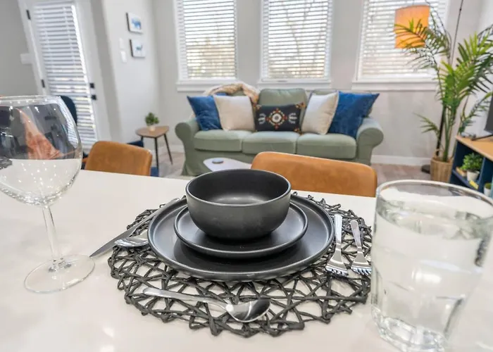 Ferienhaus Elegant 2bd Townhome 7th St Walkable Fort Worth