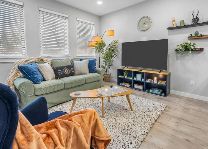 Ferienhaus Elegant 2bd Townhome 7th St Walkable Fort Worth