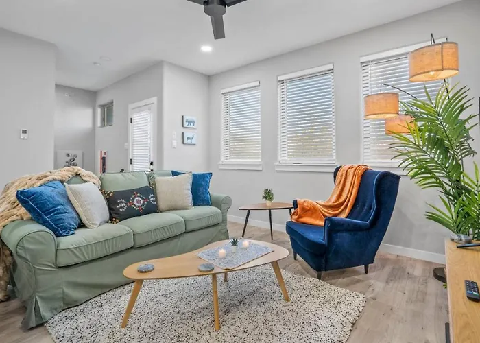 Elegant 2bd Townhome 7th St Walkable Ferienhaus Fort Worth